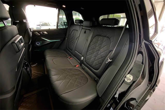 2023 Bmw X5 M50i photo 23