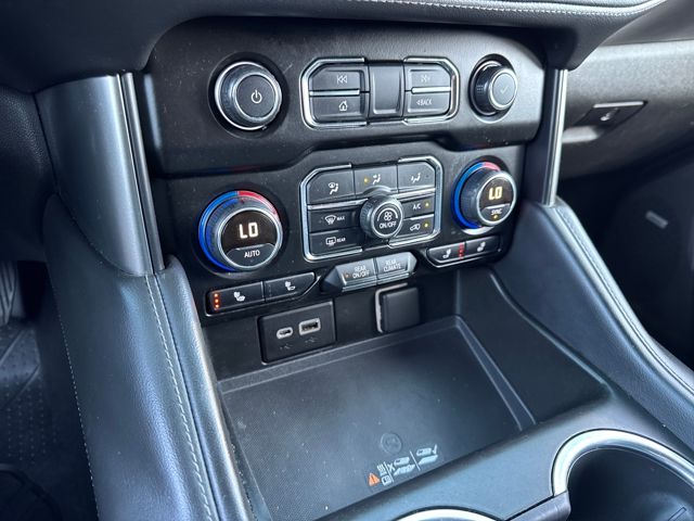 2021 Chevrolet Tahoe LT photo 13