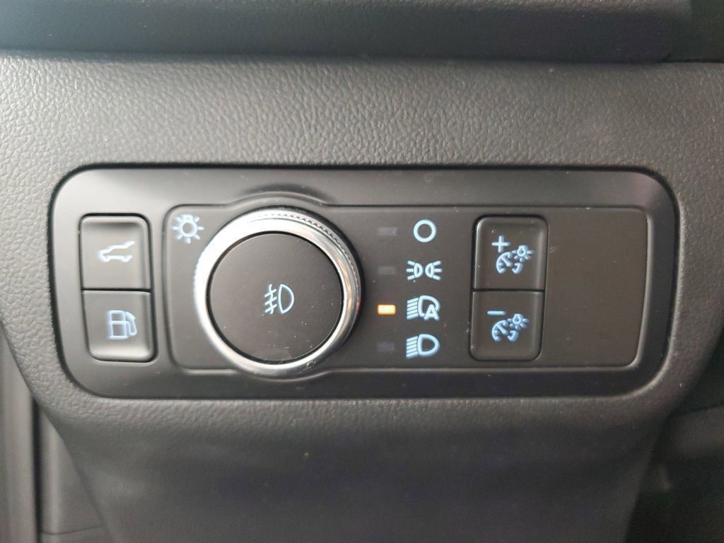 2022 Ford Escape Titanium Hybrid photo 25