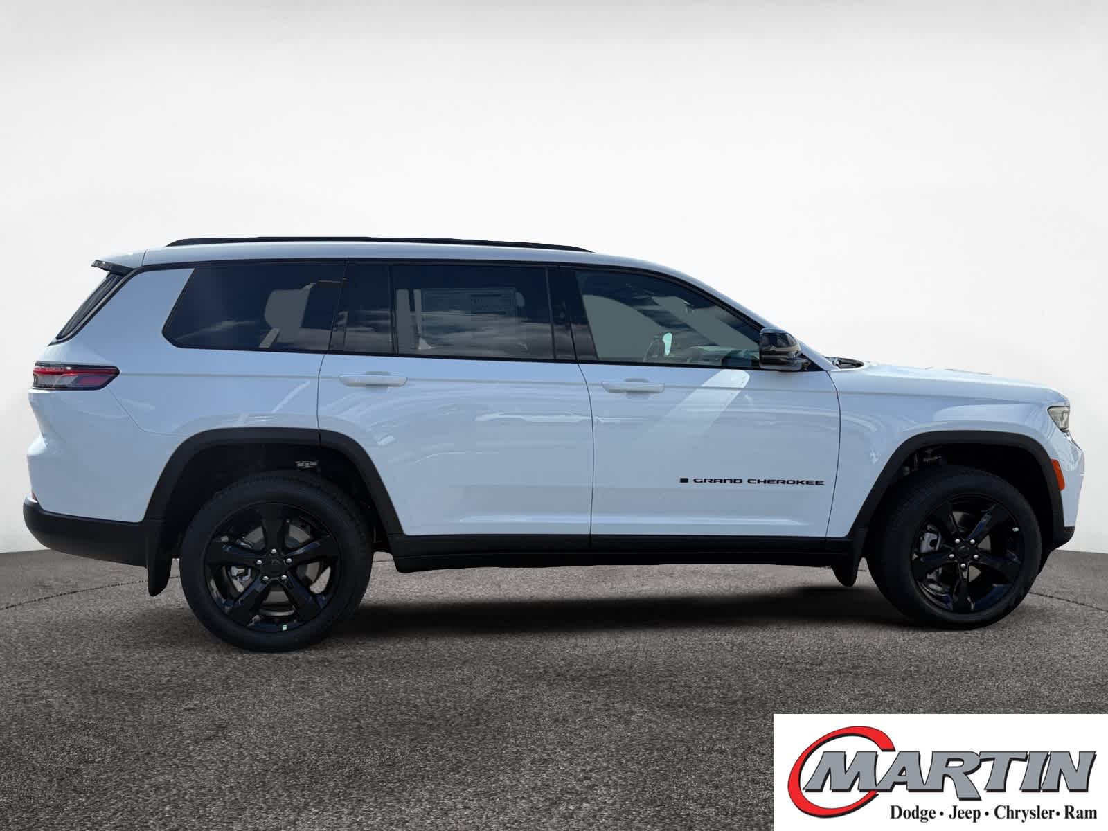 2025 Jeep Grand Cherokee Limited photo 4