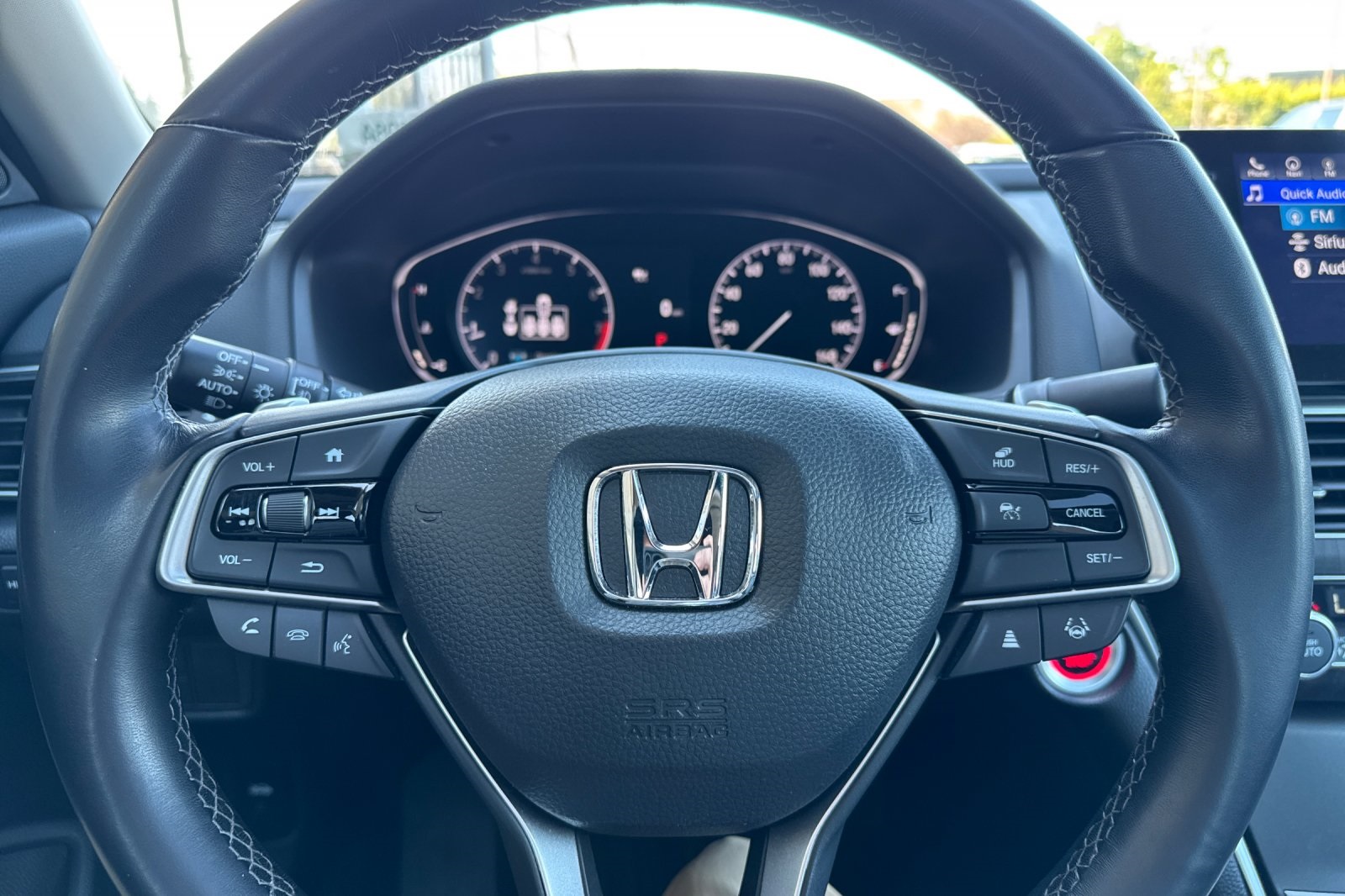 2022 Honda Accord Touring 2.0T photo 22