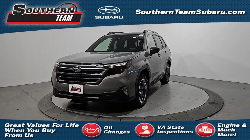 2025 Subaru Forester Premium's photo