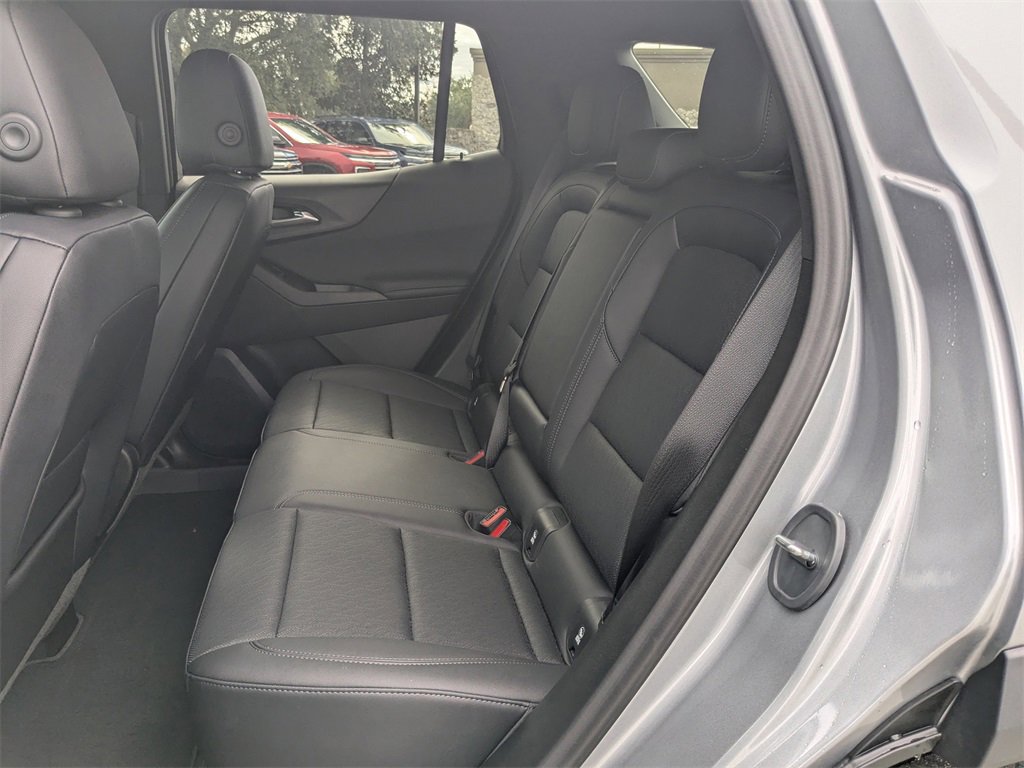 2026 Chevrolet Equinox LT photo 8