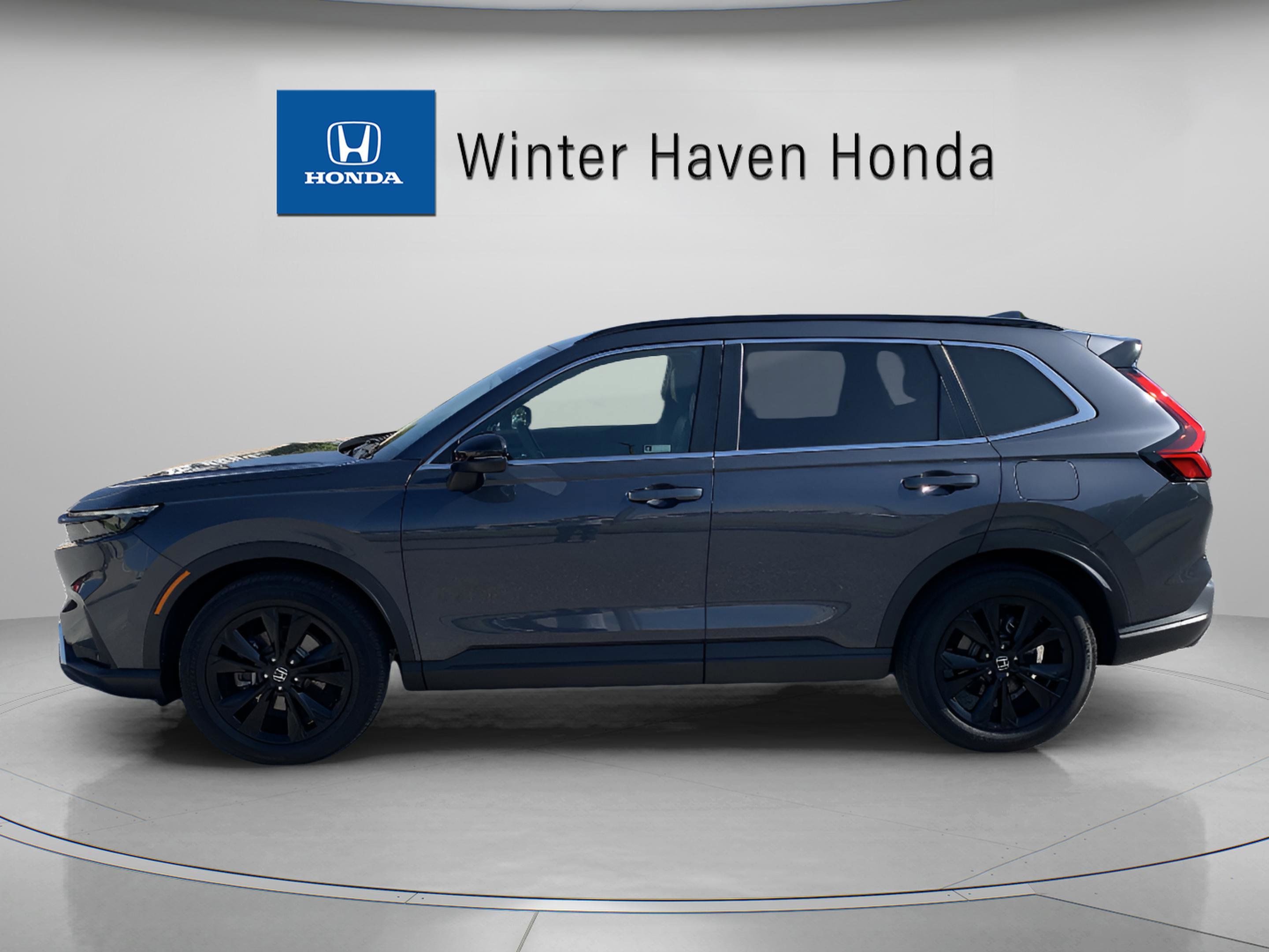 2024 Honda CR-V Hybrid Sport Touring photo 3