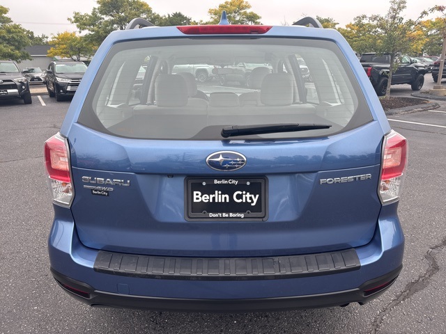 2018 Subaru Forester 2.5i photo 2
