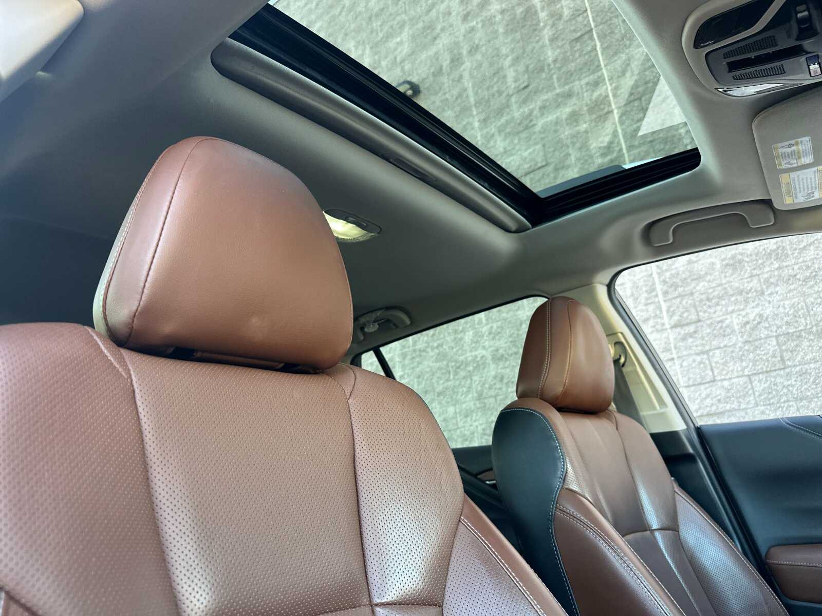 2020 Subaru Outback Touring photo 18