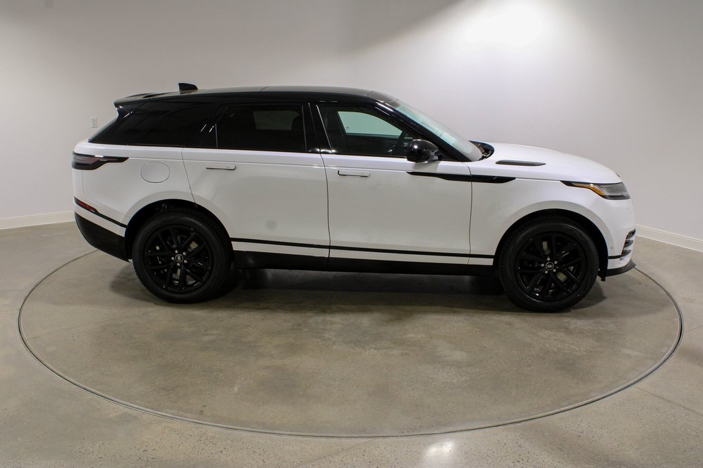 2026 Land Rover Range Rover Velar SE photo 6