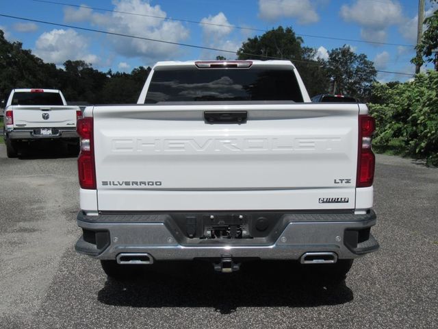 2025 Chevrolet Silverado 1500 LTZ photo 4