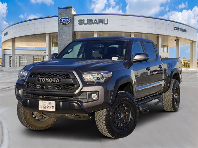 2017 Toyota Tacoma TRD Off Road's photo