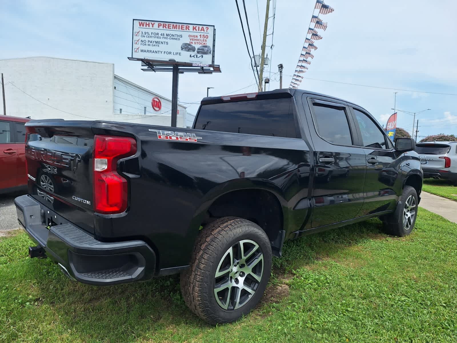 2020 Chevrolet Silverado 1500 Custom Trail Boss photo 4