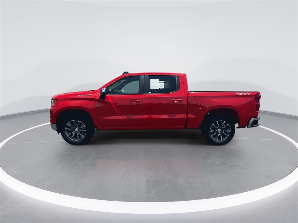 2022 Chevrolet Silverado 1500 LT photo 5