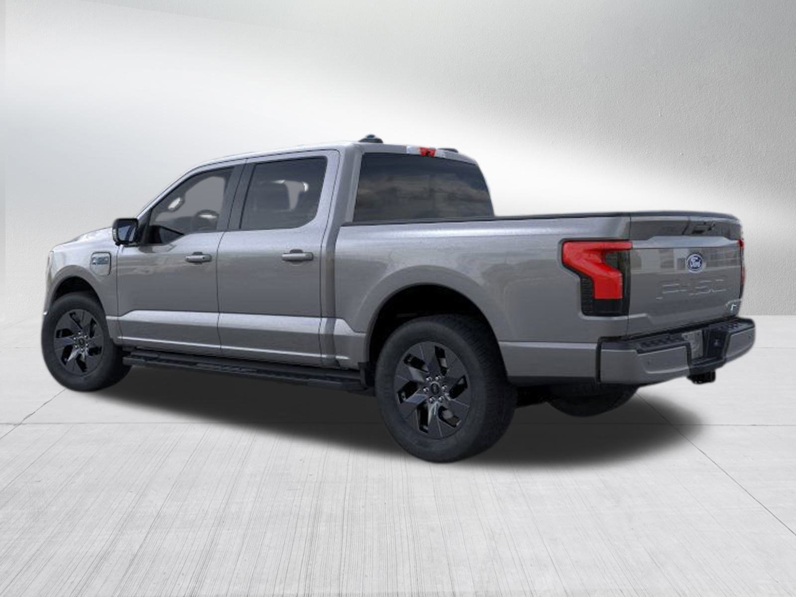 2025 Ford F-150 Lightning photo 6