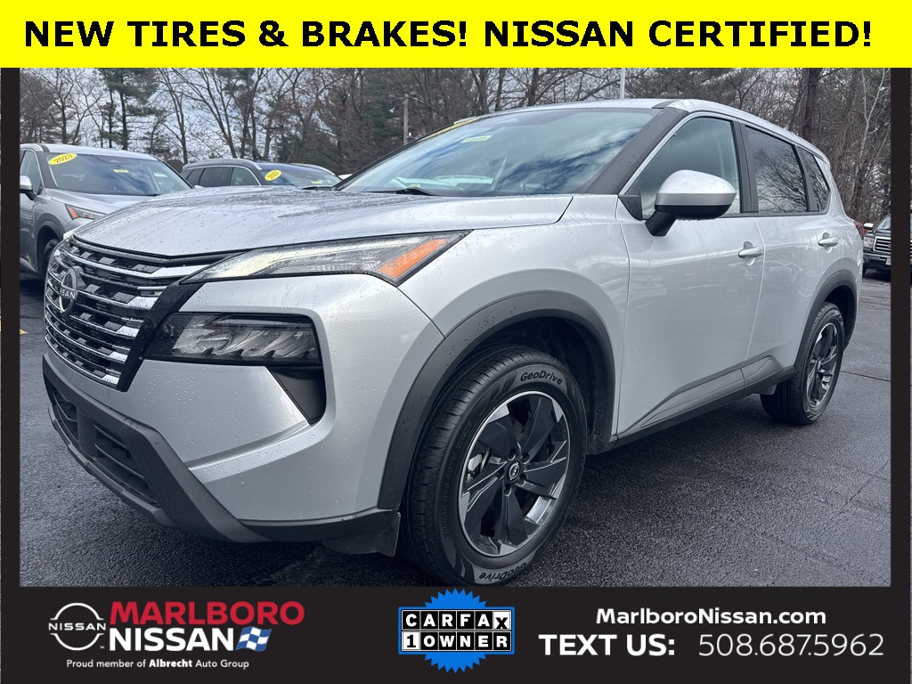 2024 Nissan Rogue SV photo 3