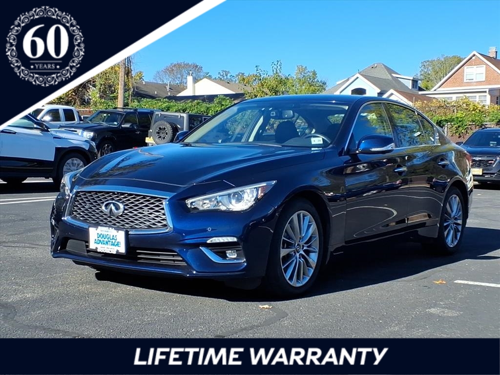 2023 INFINITI Q50 LUXE's photo