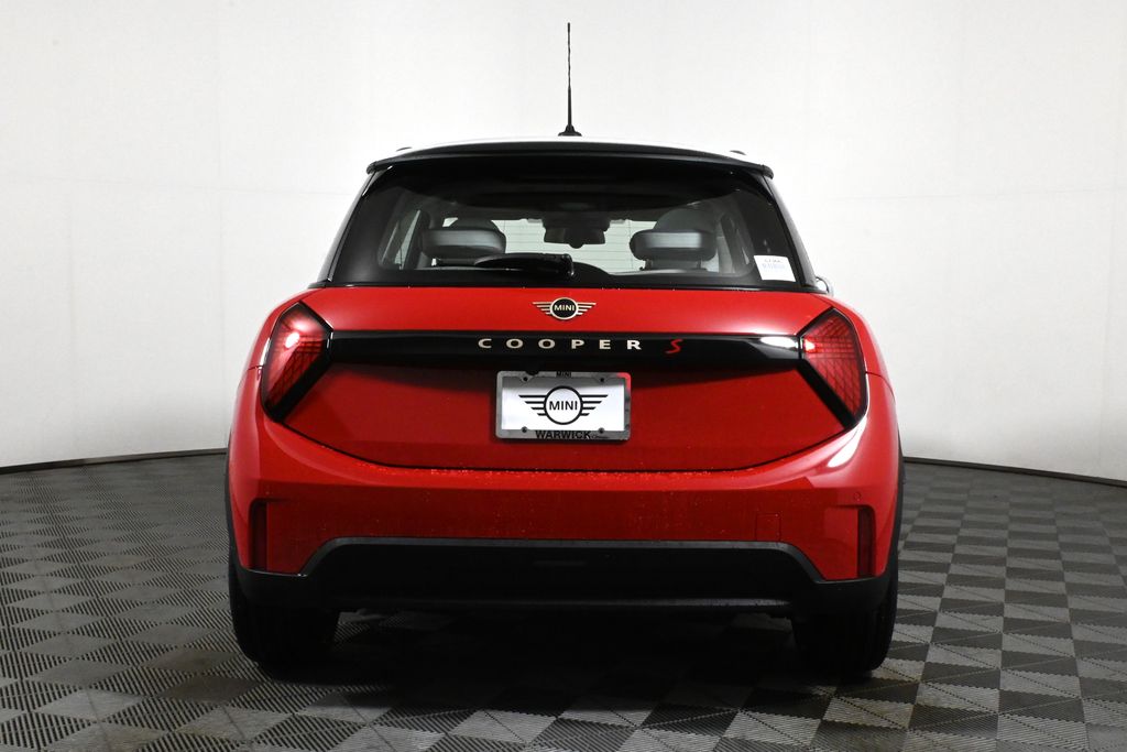 2025 Mini Cooper Hardtop 2 Door Signature photo 6