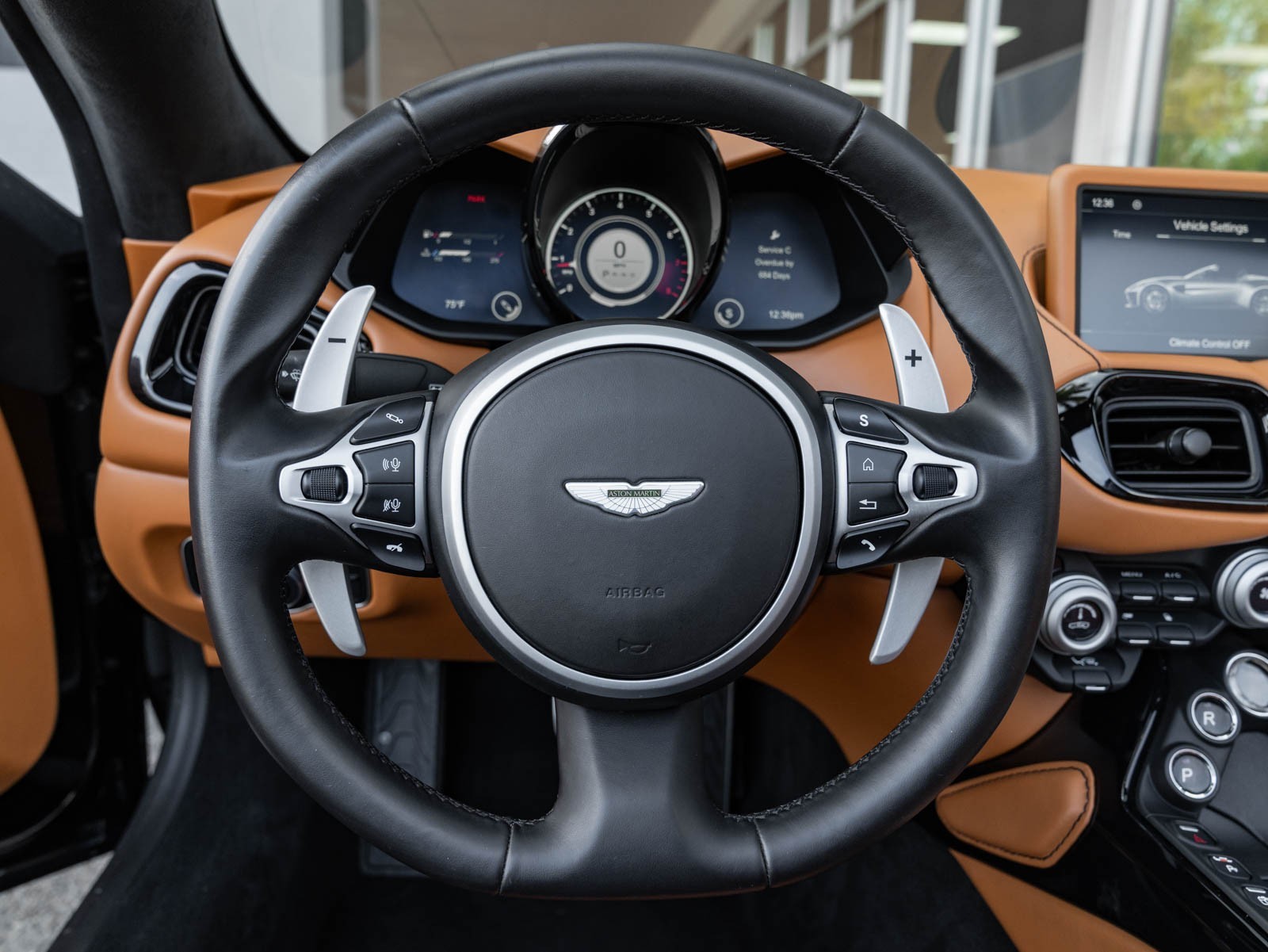2021 Aston Martin Vantage photo 26