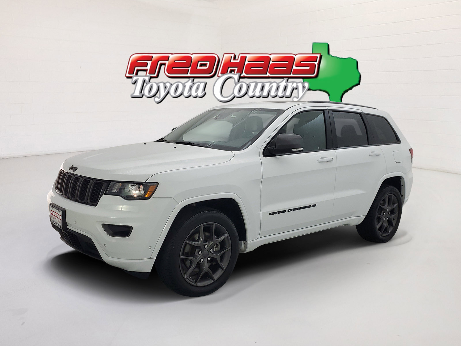 2021 Jeep Grand Cherokee 80th Edition's photo
