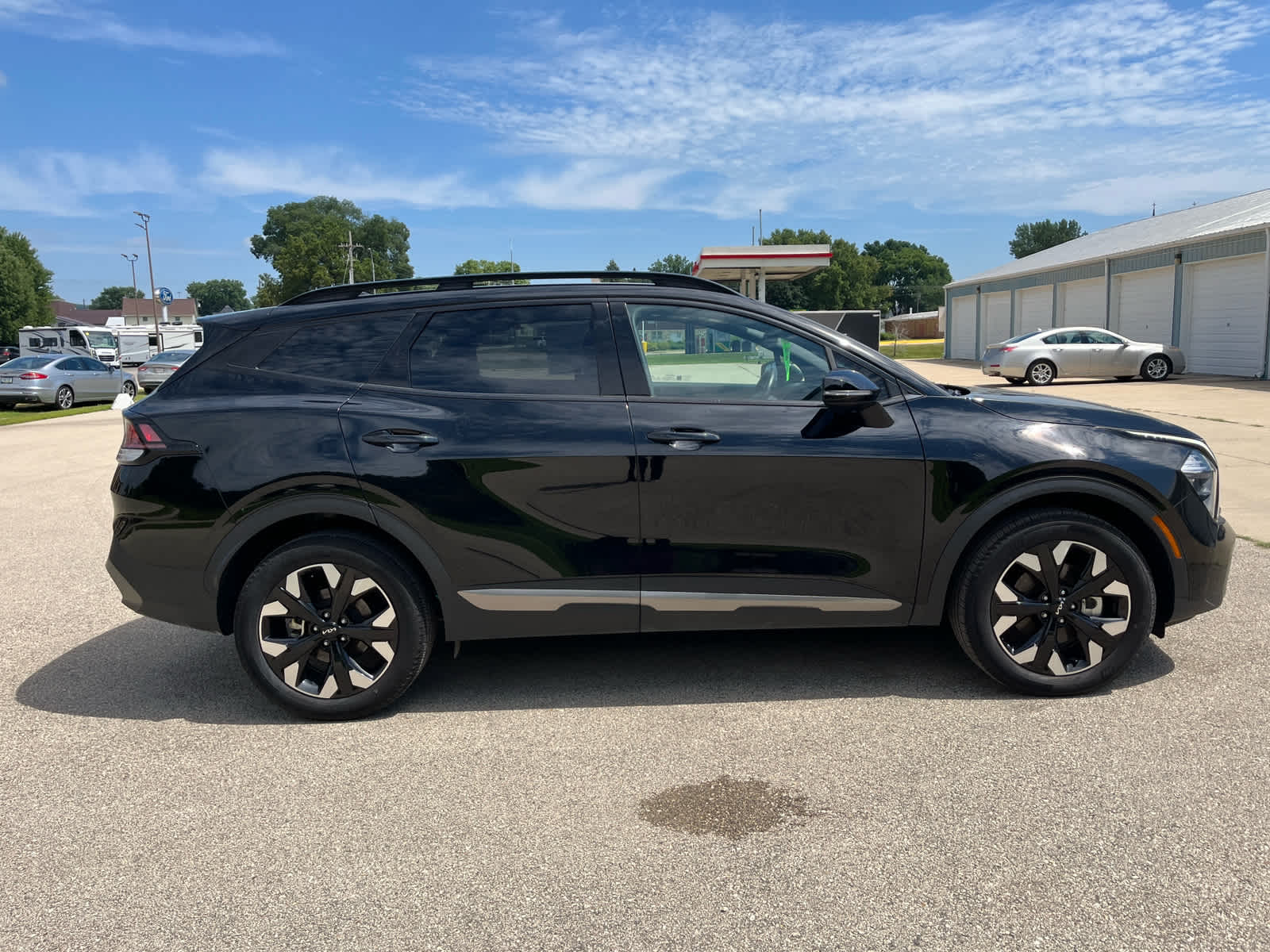 2023 Kia Sportage X-Line photo 5
