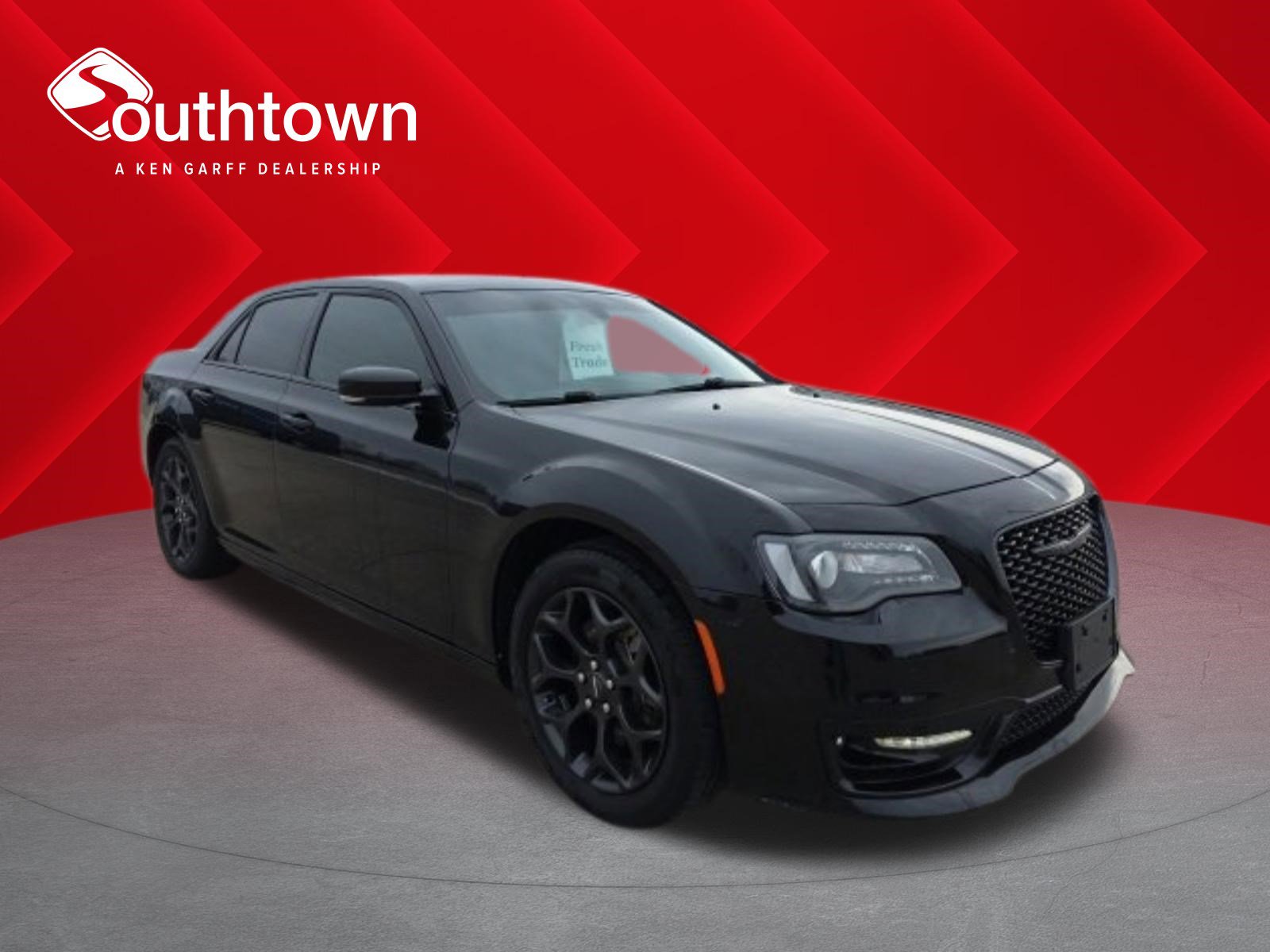 2021 Chrysler 300 Touring's photo