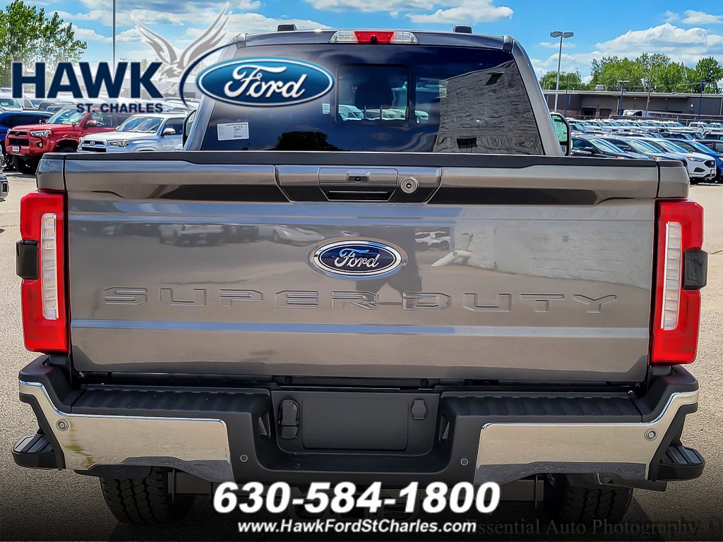 2025 FORD F-250 - Image 4