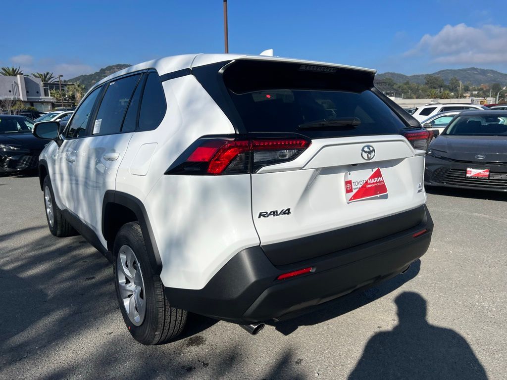 2025 Toyota RAV4 LE photo 2