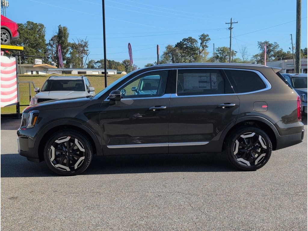 2025 Kia Telluride S photo 2
