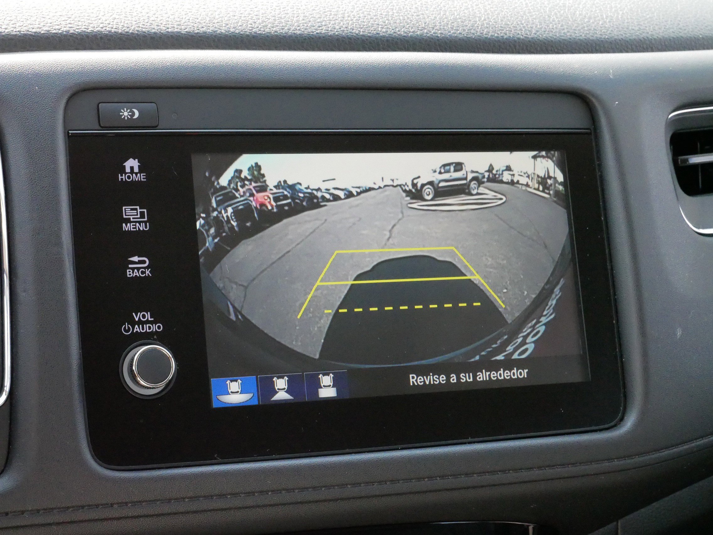 2020 Honda HR-V Touring photo 29