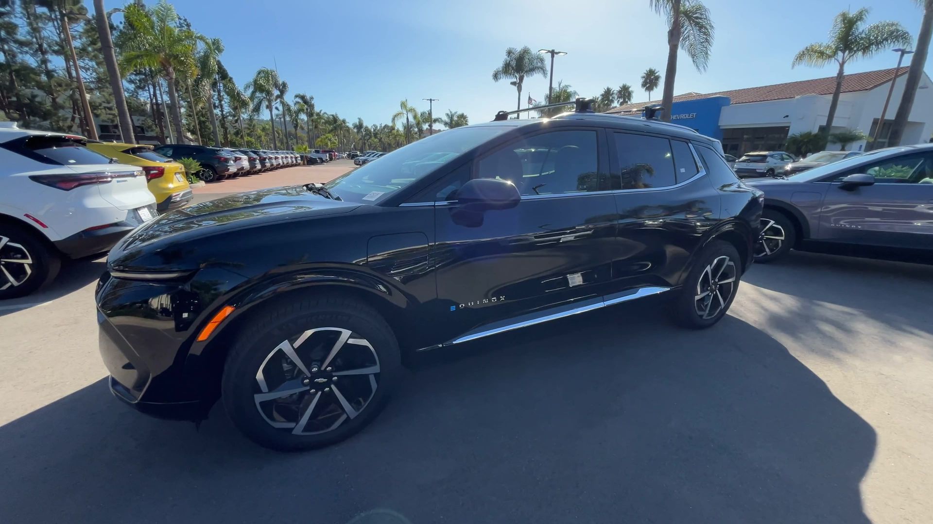 2025 Chevrolet Equinox EV 1LT photo 4