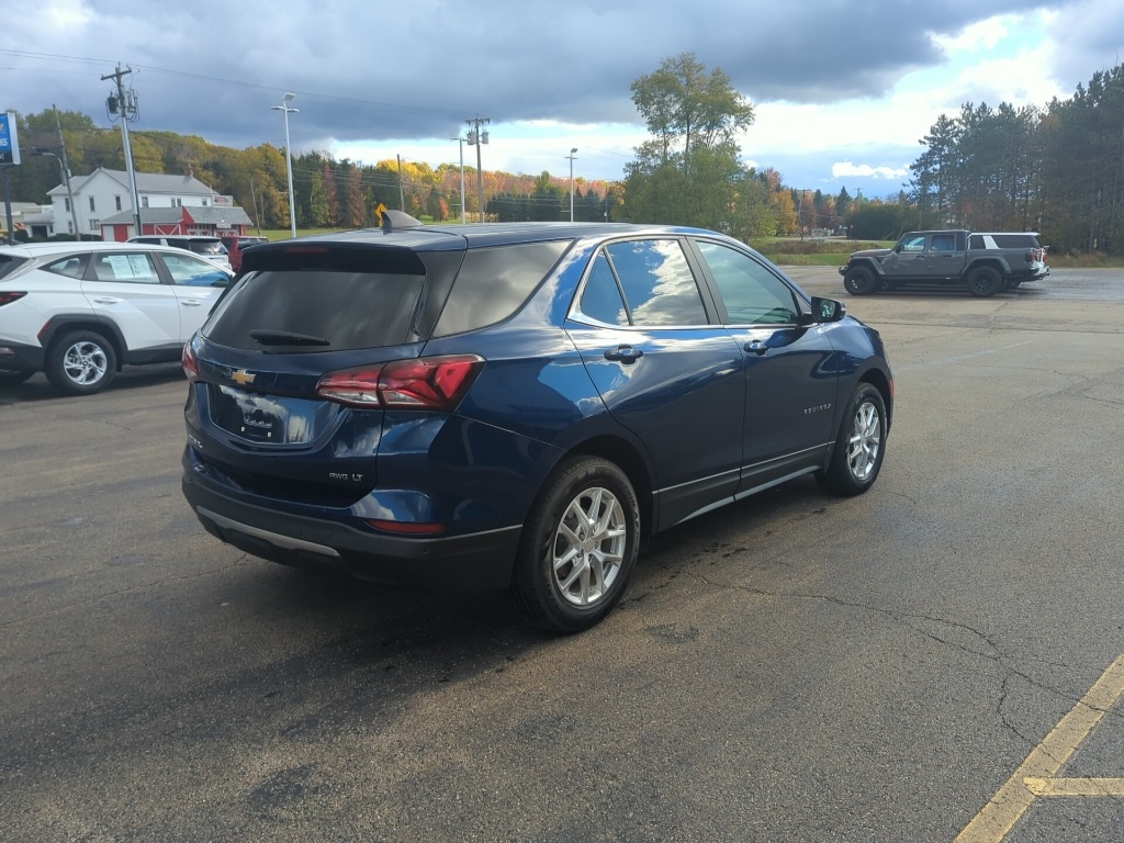 2022 Chevrolet Equinox LT photo 4