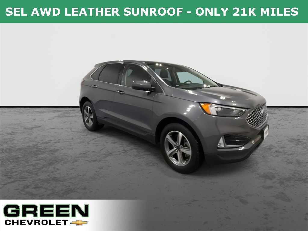 2023 Ford Edge SEL photo 2