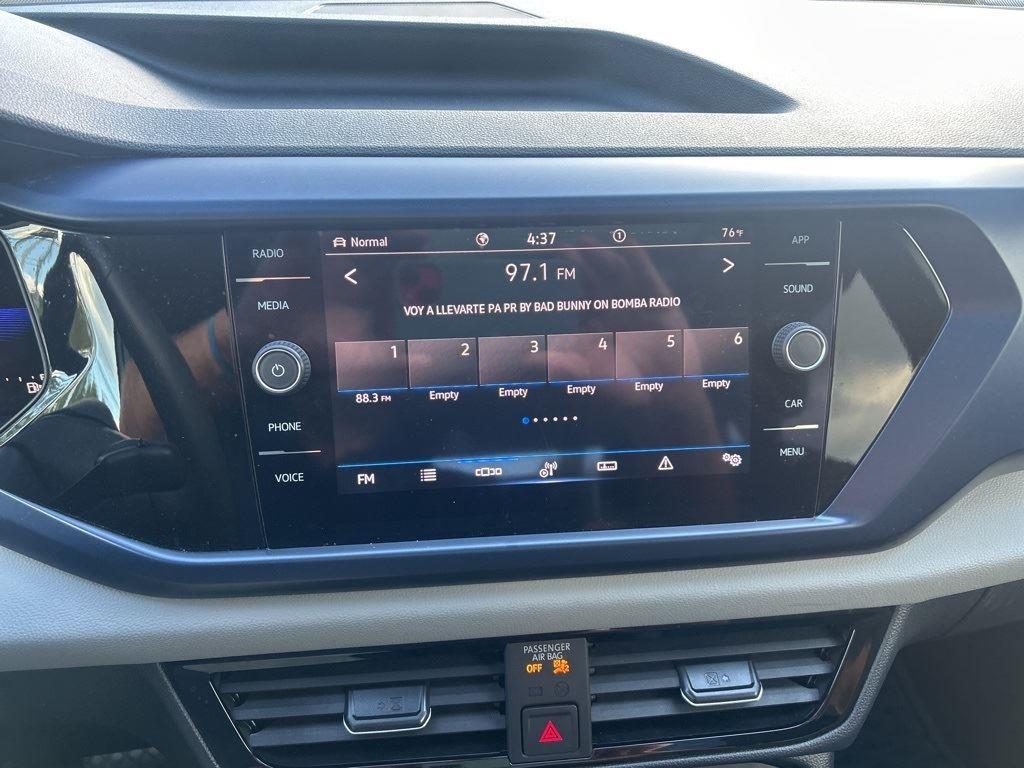 2022 Volkswagen Taos SE photo 14