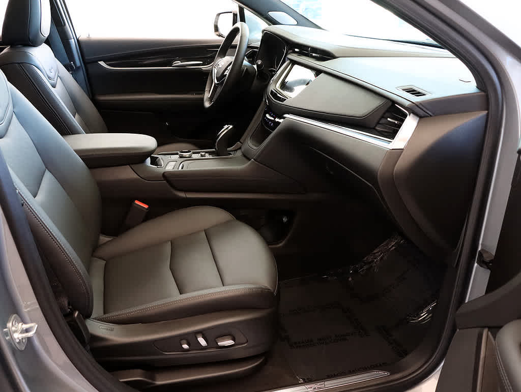 2025 Cadillac XT5 Premium Luxury photo 32