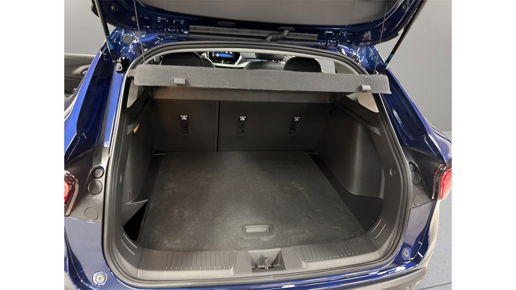 2024 Chevrolet Trax LT photo 26