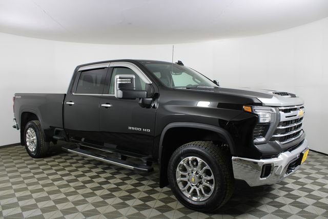2024 Chevrolet Silverado 3500HD LTZ's photo
