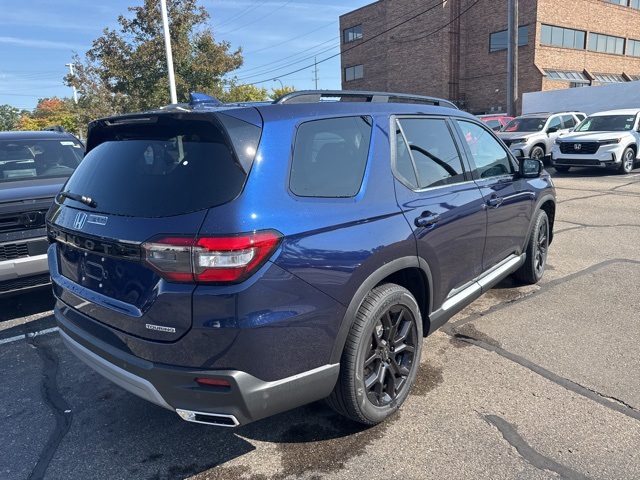 2025 Honda Pilot Touring photo 7