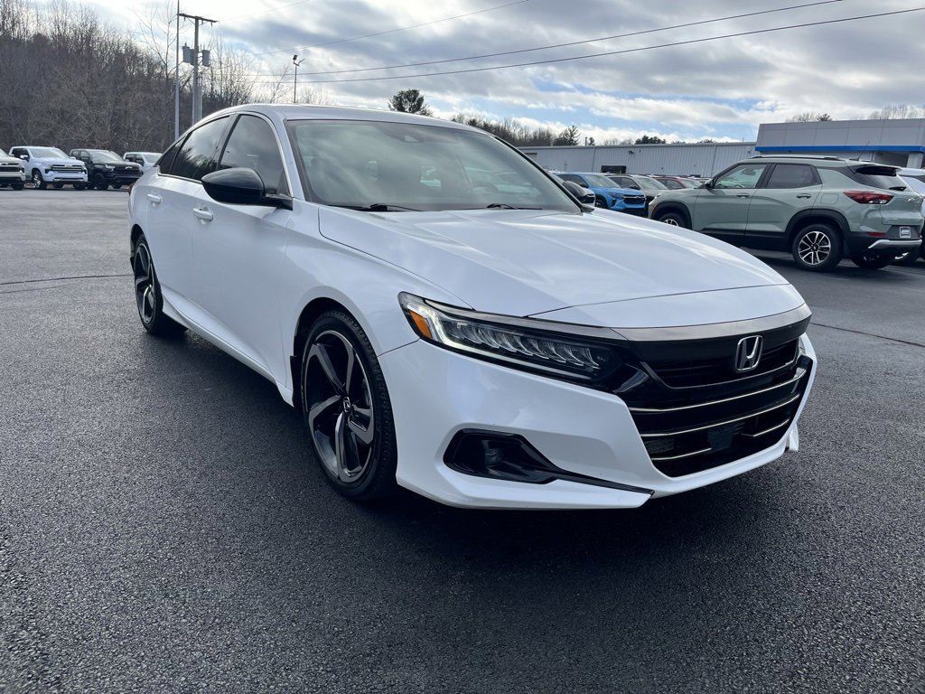 2022 Honda Accord Sport's photo