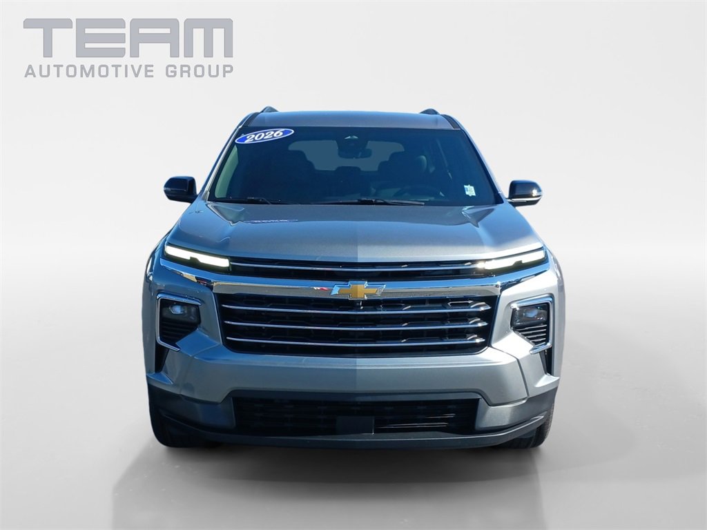 2026 Chevrolet Traverse photo 2