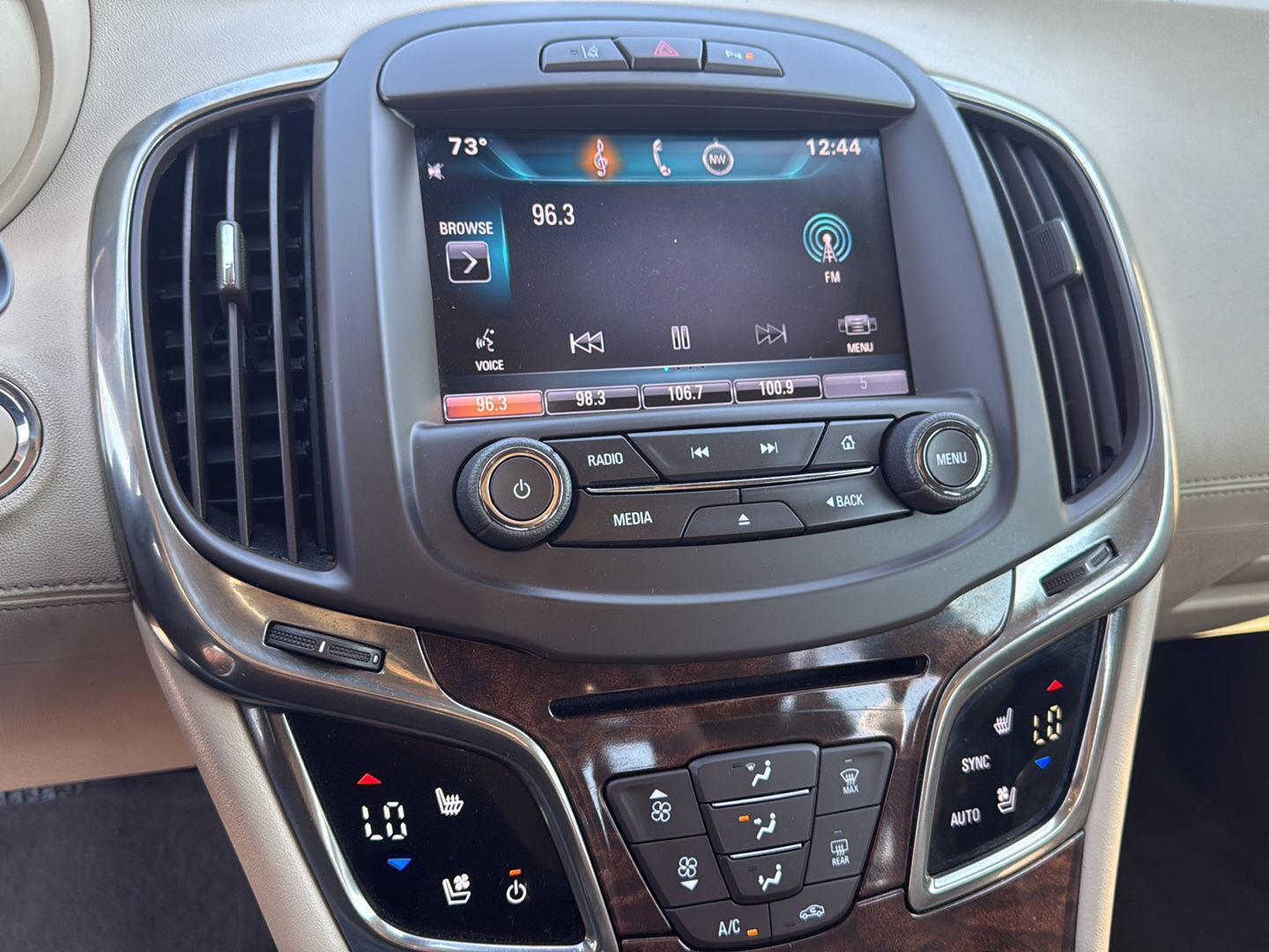 2015 Buick LaCrosse Premium II photo 5