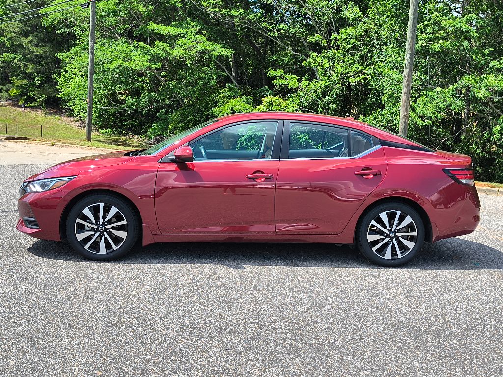 2022 Nissan Sentra SV photo 3