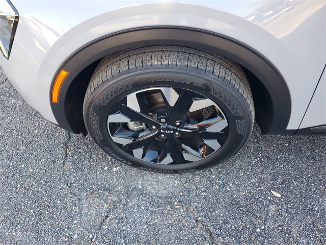 2023 Kia Sportage X-Line photo 3