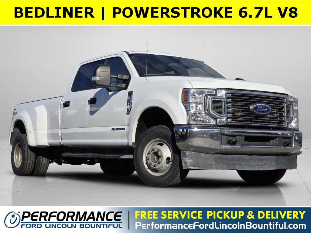 2022 Ford F-350 Super Duty XLT's photo