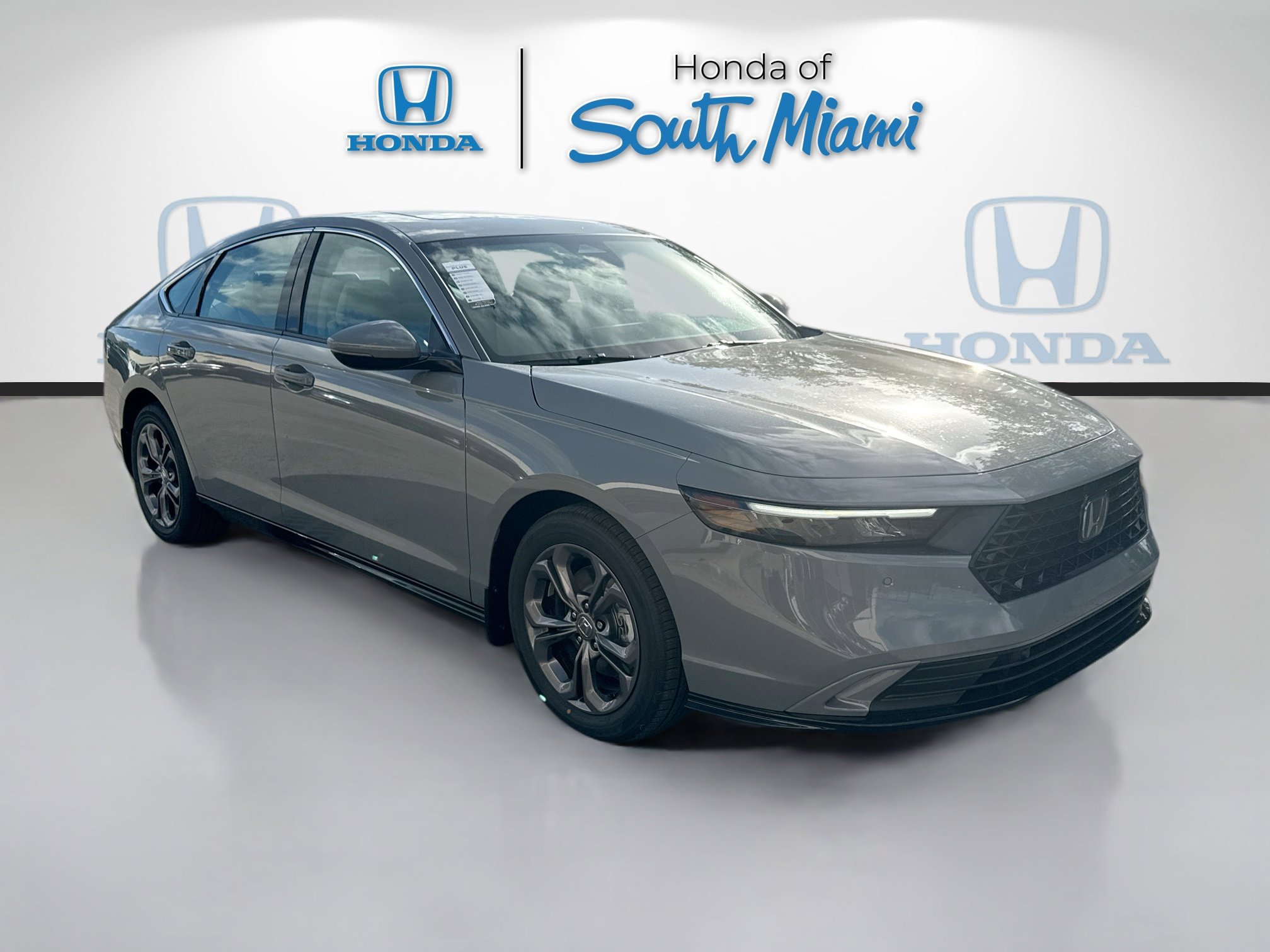 2025 Honda Accord Hybrid EX-L's photo
