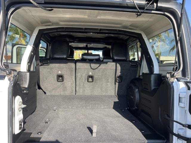 2023 Jeep Wrangler Sahara 4xe photo 23