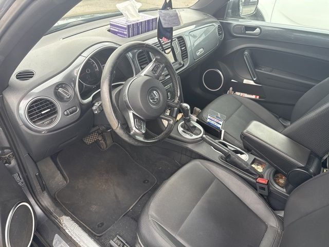 2016 Volkswagen Beetle 1.8T S photo 14
