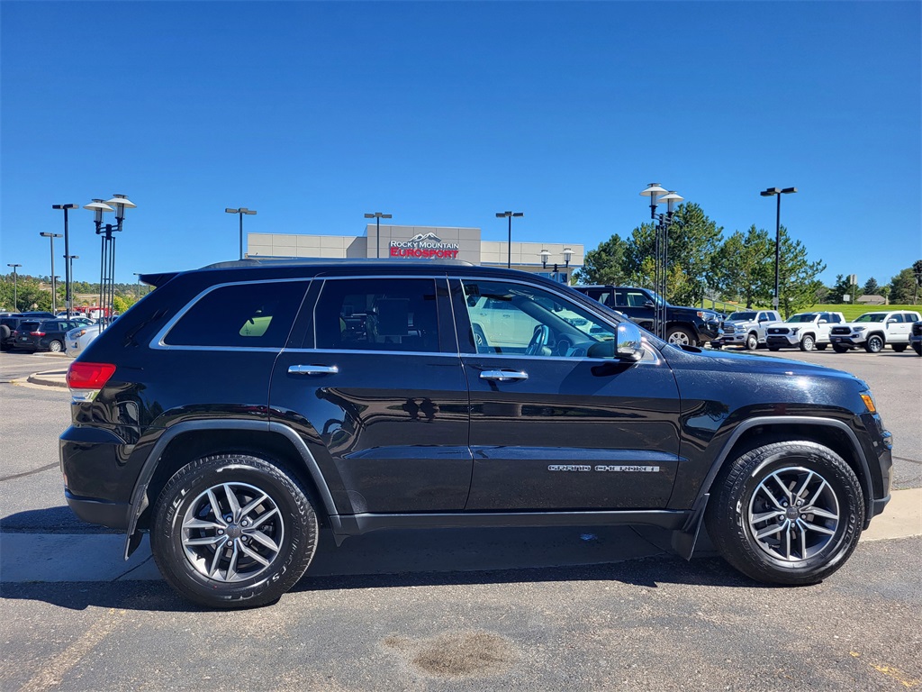 2019 Jeep Grand Cherokee Limited photo 2