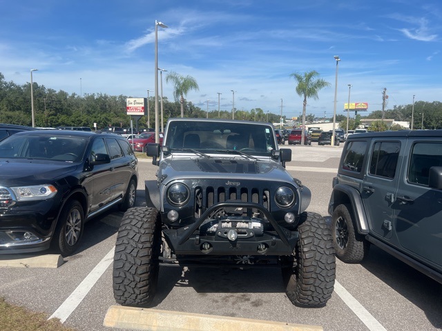 2016 Jeep Wrangler Unlimited Willys photo 2