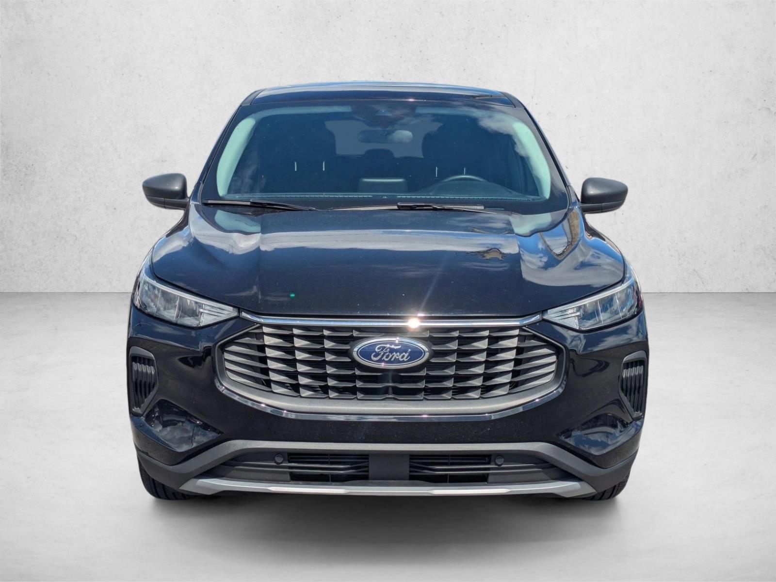 2024 Ford Escape Active photo 2