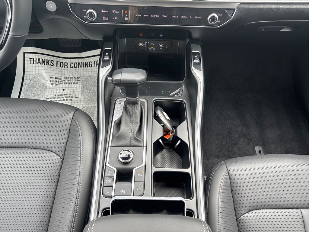 2026 Kia Sorento S photo 13