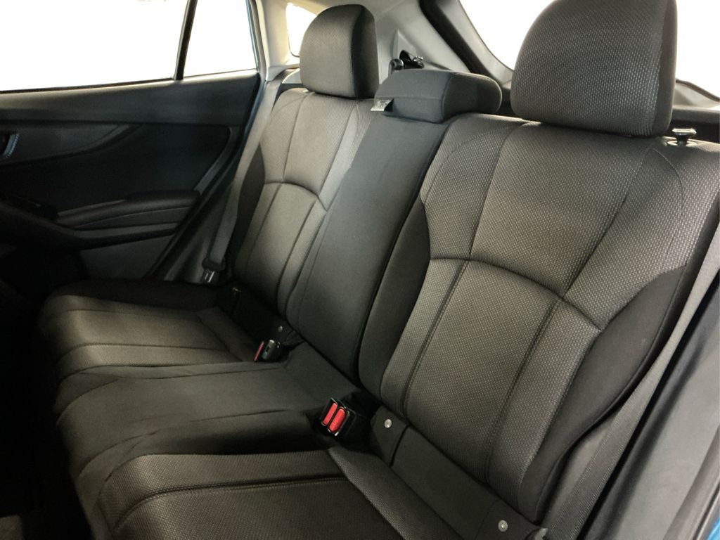 2019 Subaru Impreza Premium photo 10