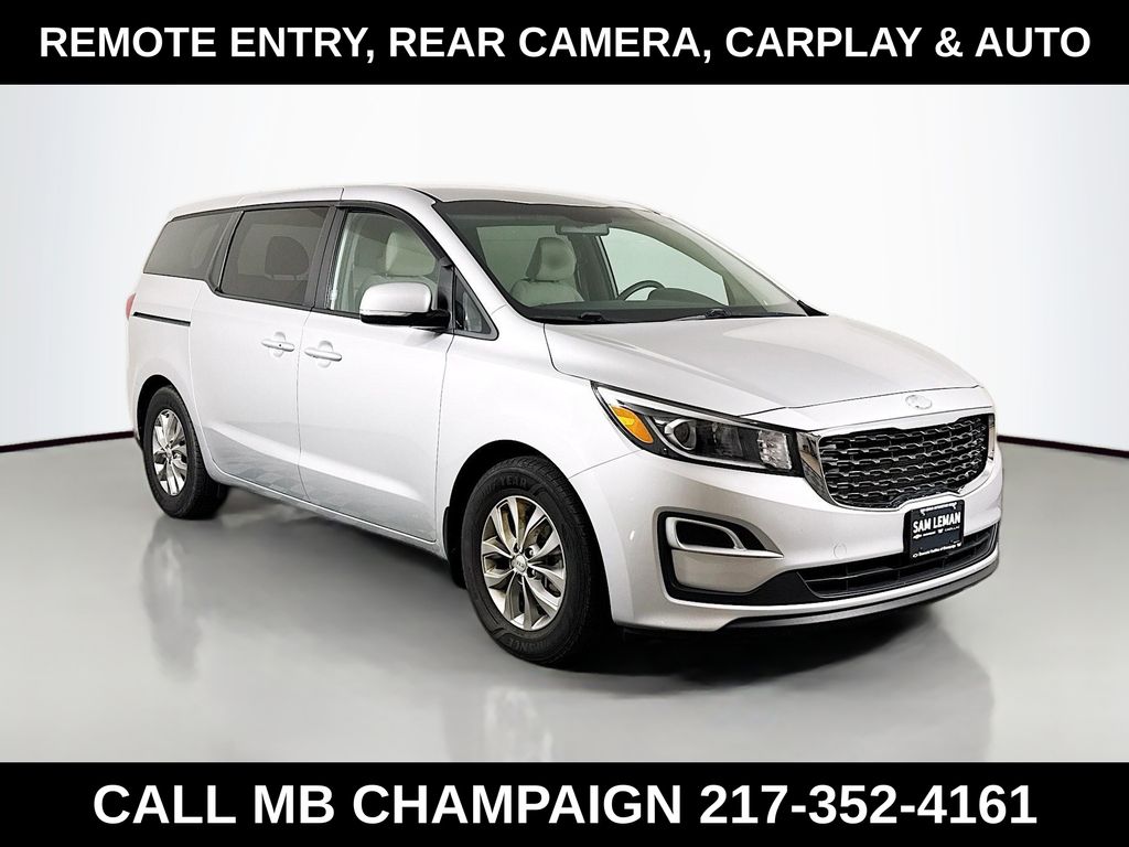2019 Kia Sedona LX's photo